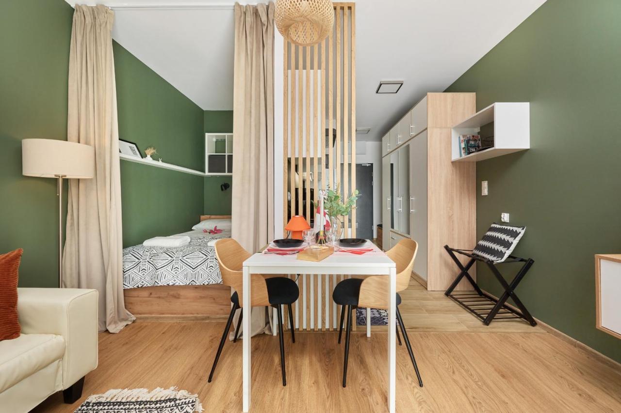 City Panorama Studio Apartments Jaworska 4 By Noclegi Renters Wroclaw Exterior photo